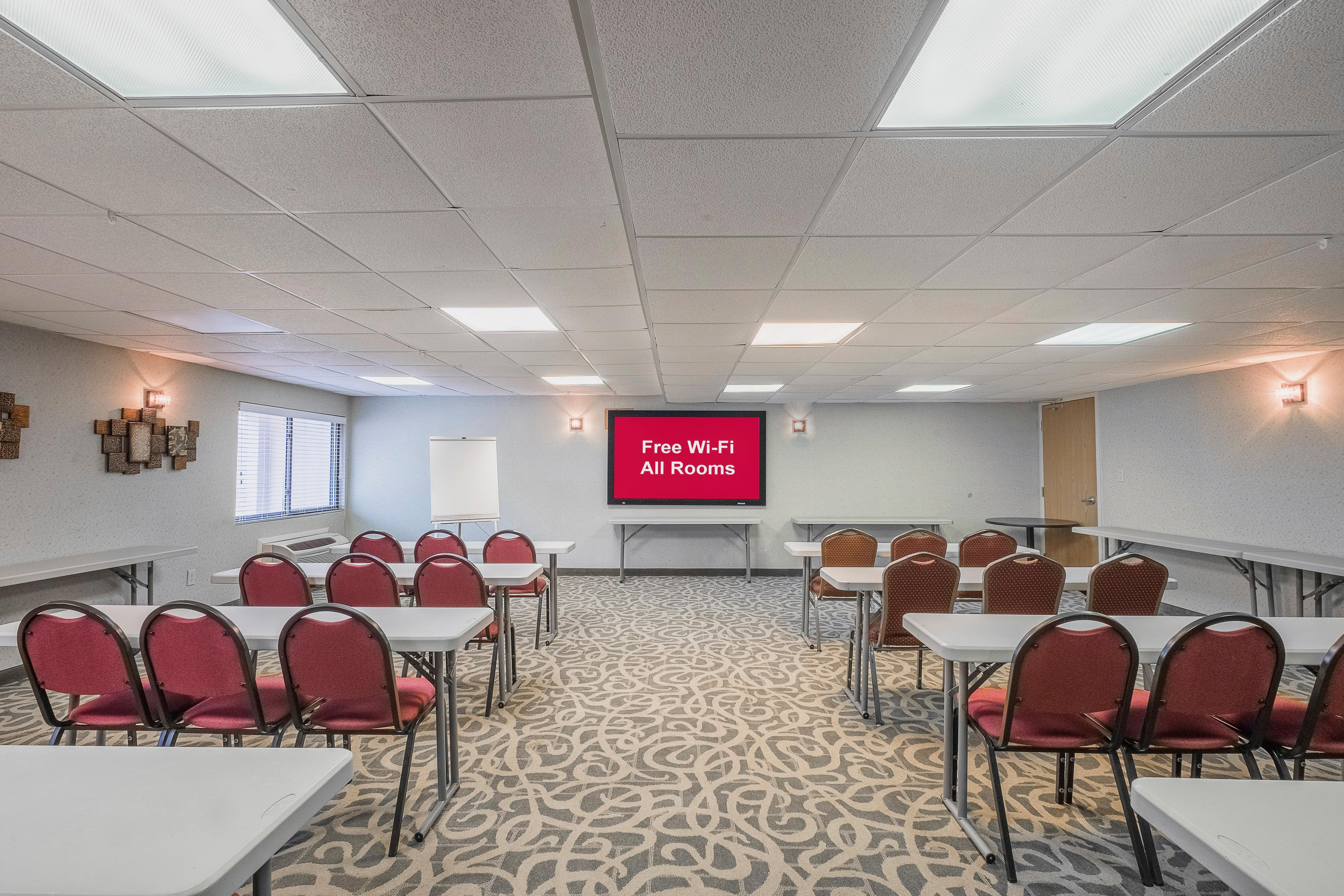 Red Roof Inn & Suites Mt Holly - Mcguire Afb Westampton Eksteriør bilde