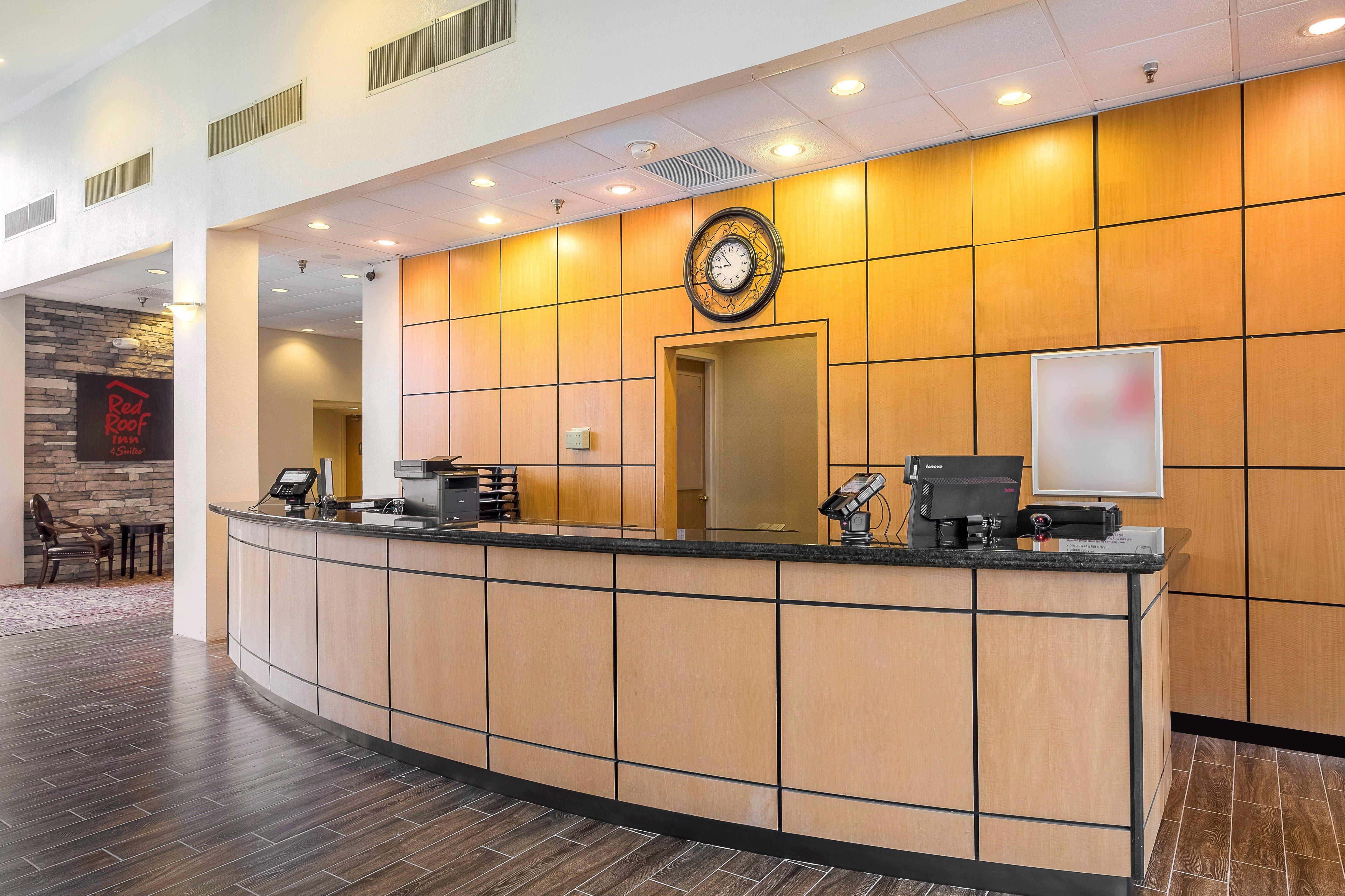 Red Roof Inn & Suites Mt Holly - Mcguire Afb Westampton Eksteriør bilde