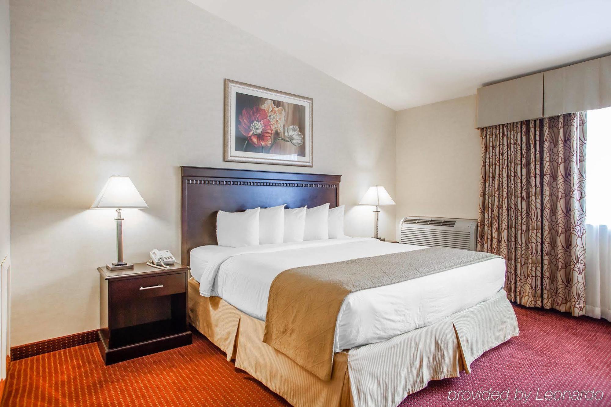 Red Roof Inn & Suites Mt Holly - Mcguire Afb Westampton Eksteriør bilde